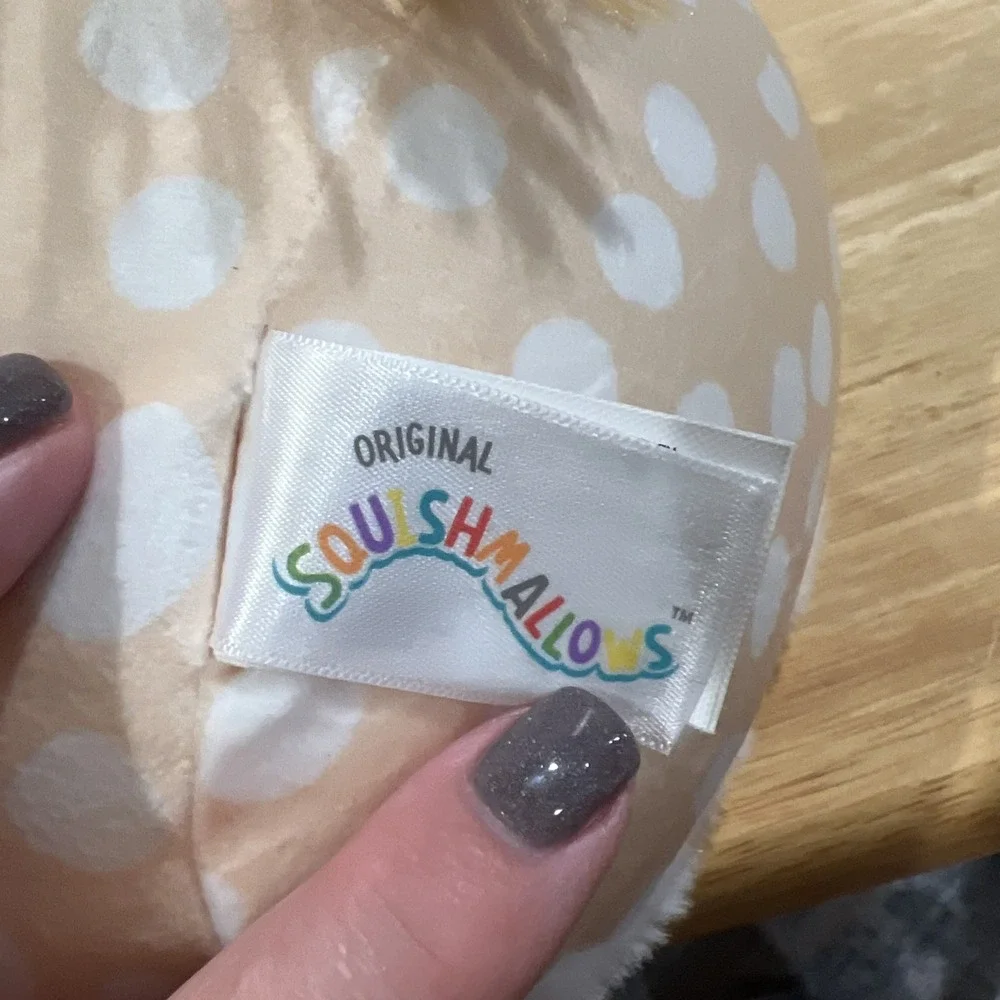 NWT Squishmallows 8